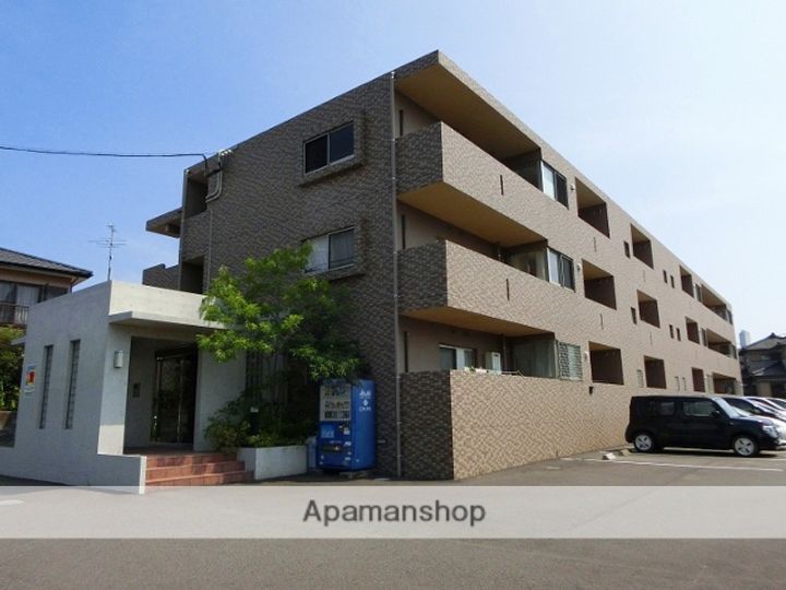 ジャルダン・フリューリー・ドーソンⅣ305の外観