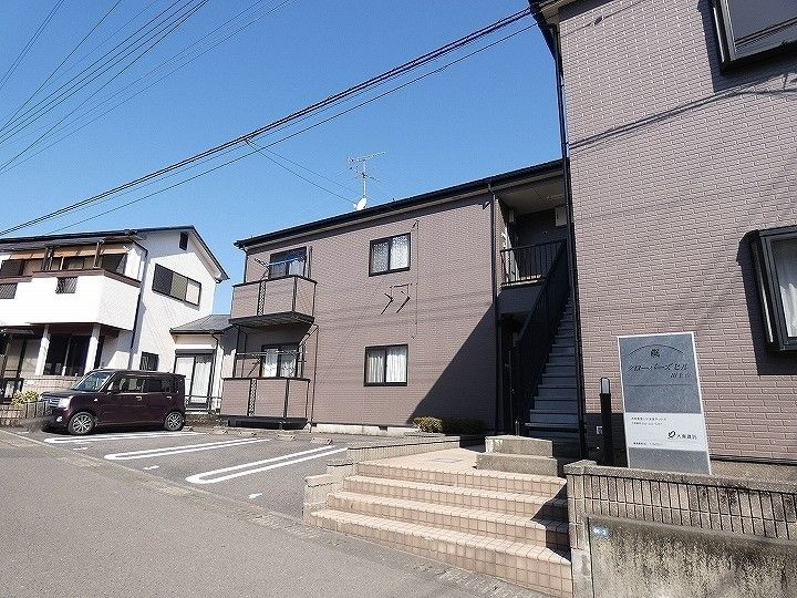 クローバーズヒル田上台の外観