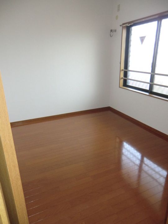 ラフィーネ鴨池0402の居間