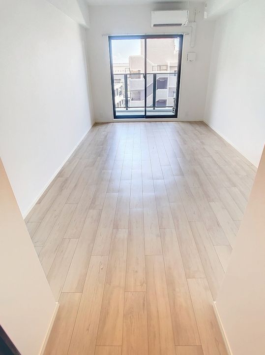 SーRESIDENCE新町AGOG0905の居間