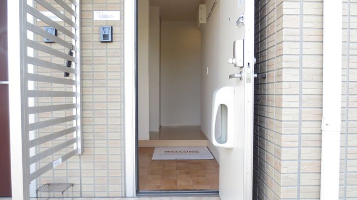 セジュール・ルーエの玄関