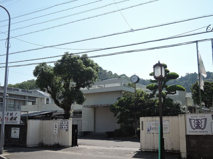 虎頭マンション0301の周辺