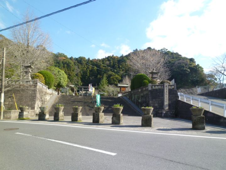 虎頭マンション0301の周辺