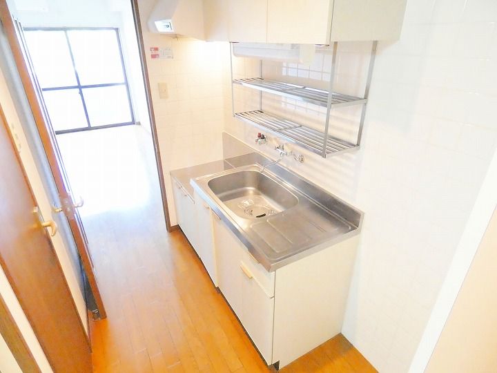 YAOKIビル0303のキッチン