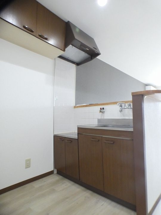 プレジデント下荒田0402のキッチン