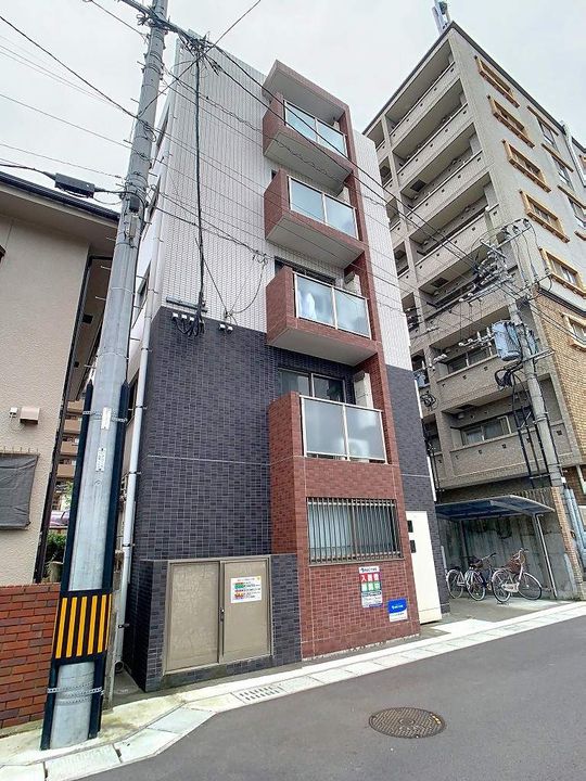 LA LUCE鹿児島中央0401の外観