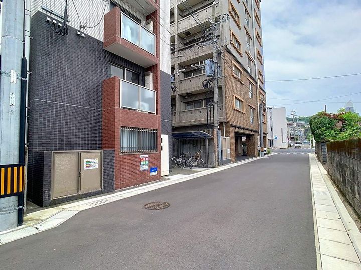 LA LUCE鹿児島中央0401の外観
