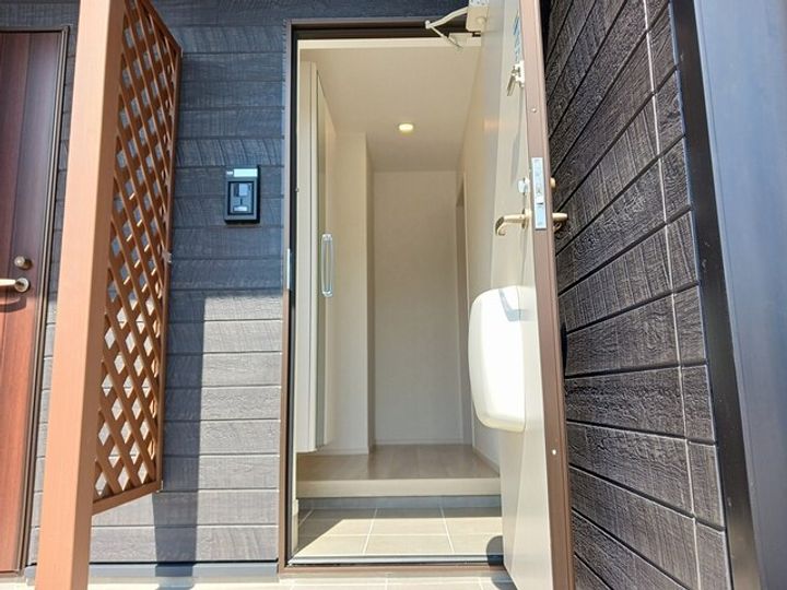 メゾン ボヌール喜入の玄関