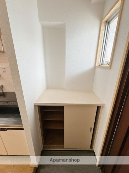 グリーンハイツ富山302の玄関