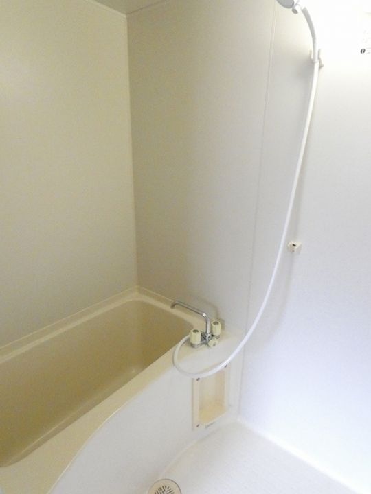 アーバン上荒田0201の風呂