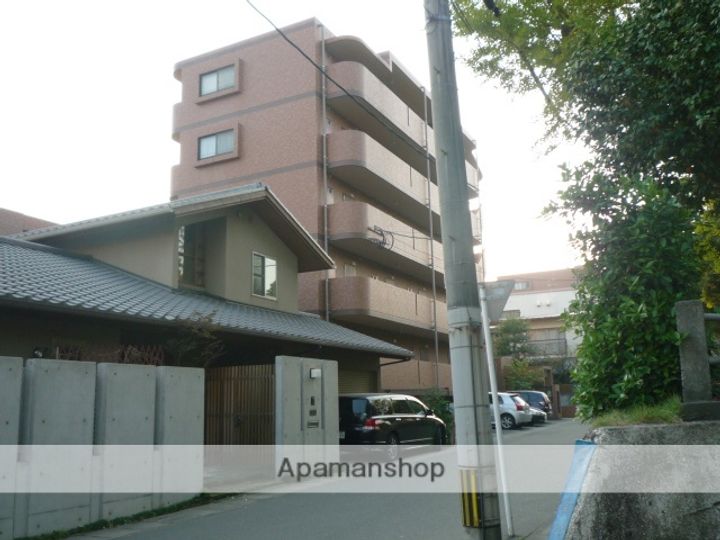 鴨池富山ビルの外観