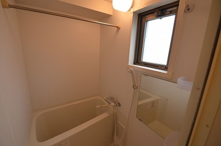 リアライズ・プレイス0205の風呂