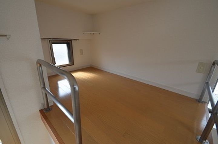 リアライズ・プレイス0205の居間