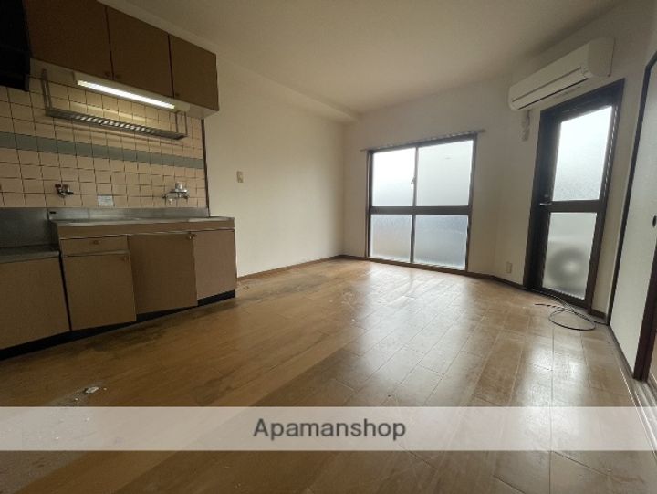 ヒルサイドテラスの居間