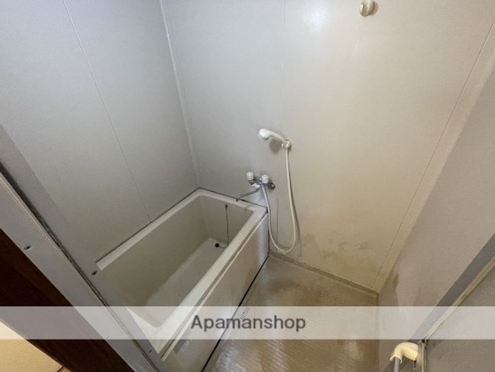 ヒルサイドテラスの風呂