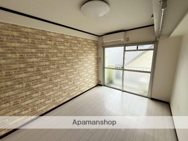 エントピア荒田Ⅲの居間