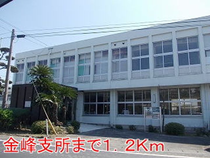 カーサ金峰Bの周辺