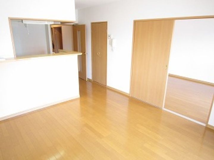 FIRST STAGE I203の外観