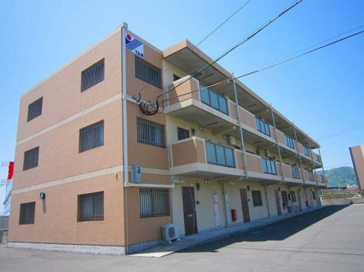 FIRST STAGE I203の外観