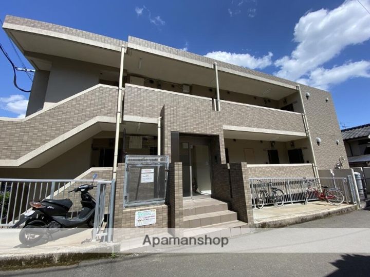 レイク・ルィーズ唐湊301の外観