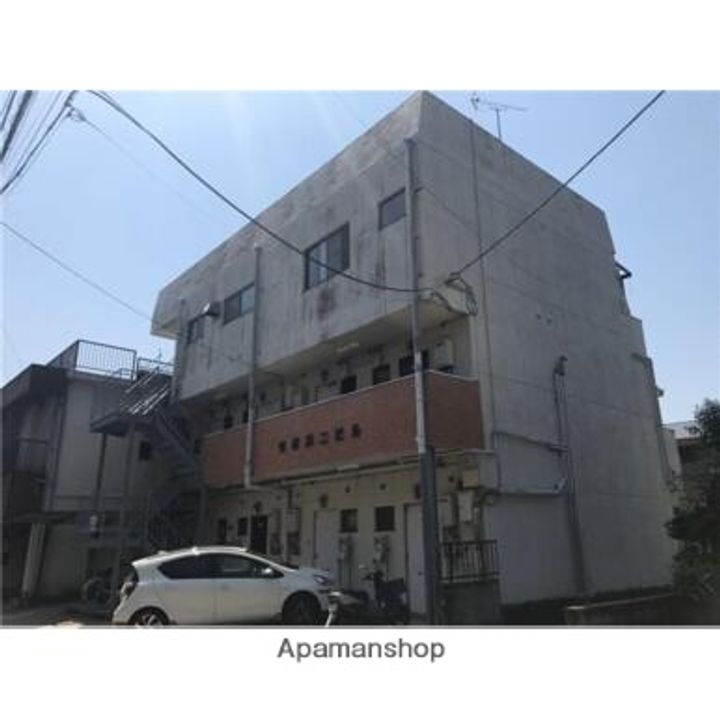 第二有村ビルの外観