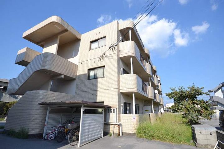 メゾンドール伊地知303の外観