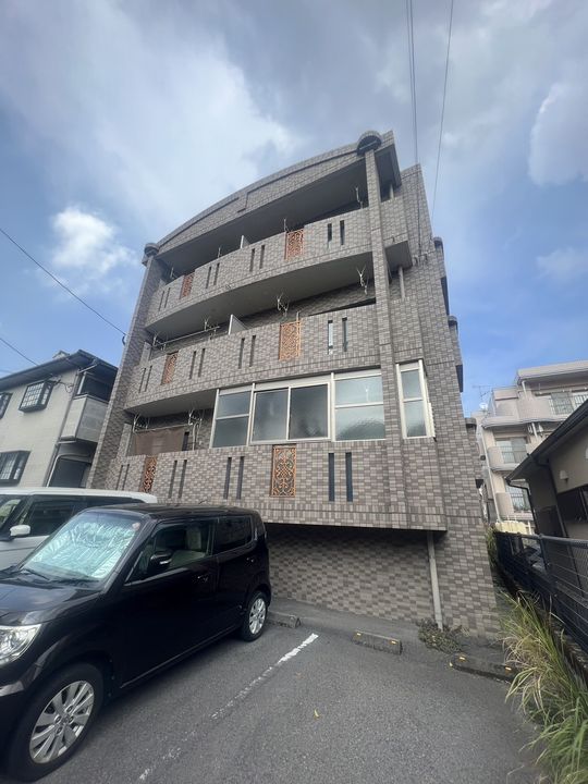 ドミール・ジュネス202の外観