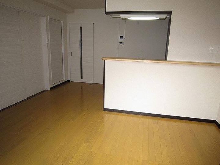 リバーサイドMの居間