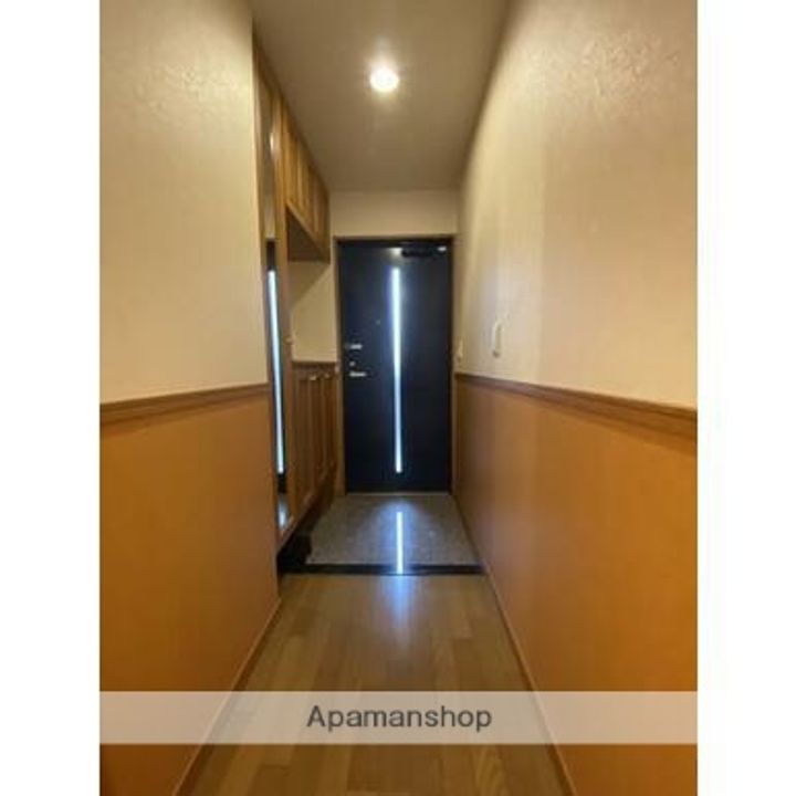 日商岩井レジオン平之町の玄関