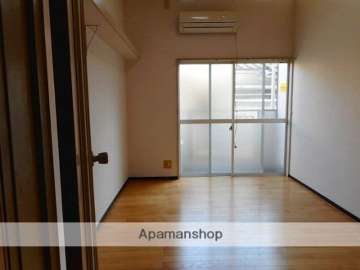 アップルハウス伊敷104の居間