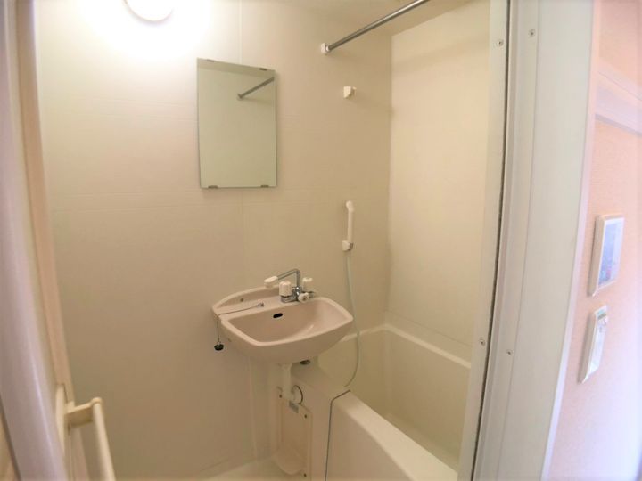 レオパレス薩摩プロヴァンス409の風呂