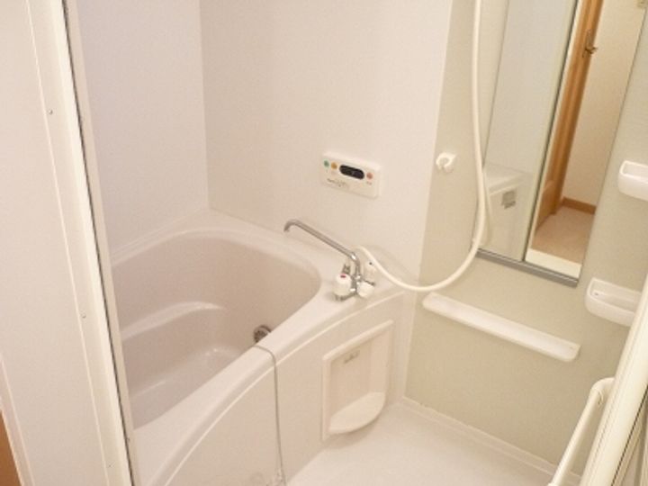 サン・ブリーズの風呂