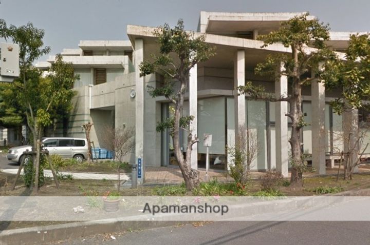 シャルマンⅡの周辺