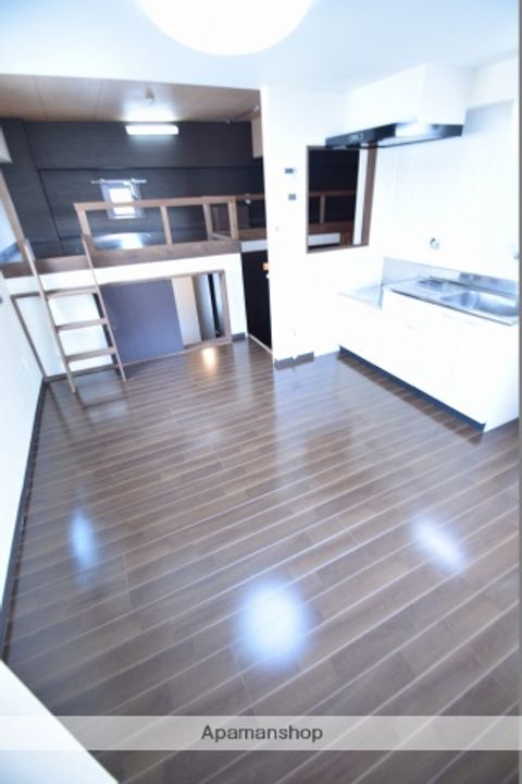 カレン照国501の居間
