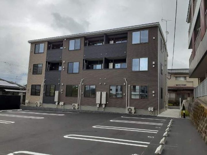 サニーガーデンの外観