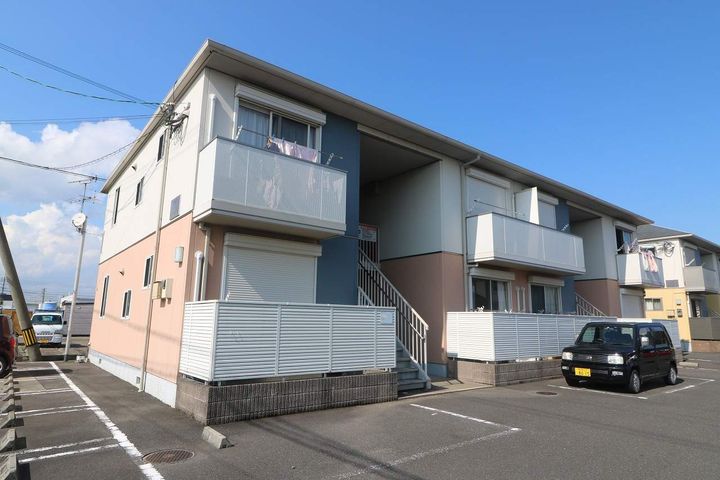 シャーメゾン札元 A棟の外観