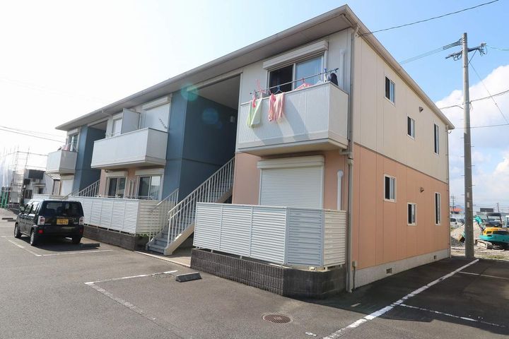 シャーメゾン札元 A棟の外観