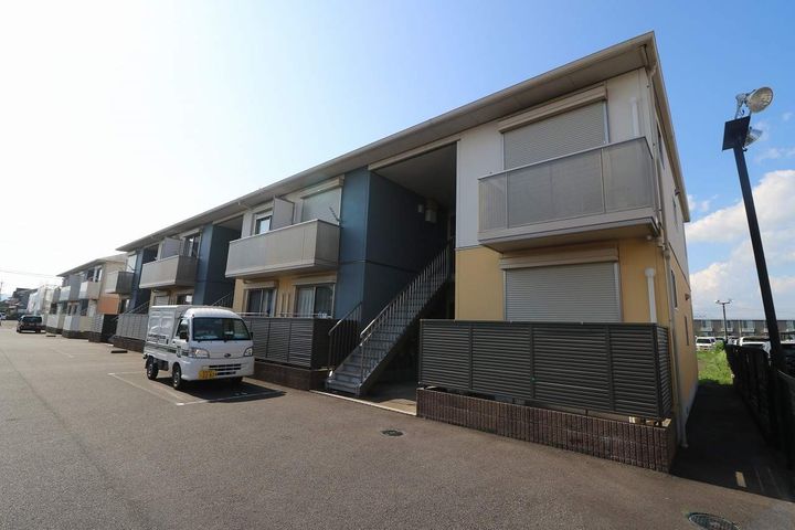 シャーメゾン札元 A棟の外観