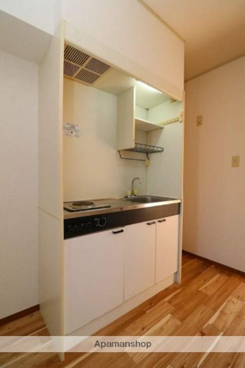 アークガーデンD棟のキッチン
