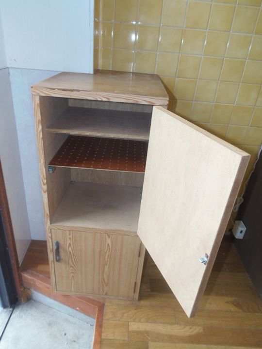 ハイツ花岡の玄関