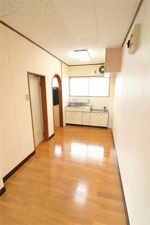 西原台ハイツの内装