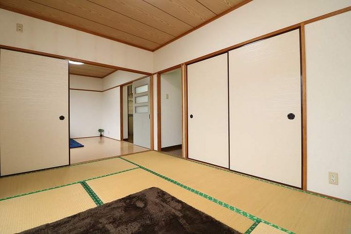 エクセル寿の居間