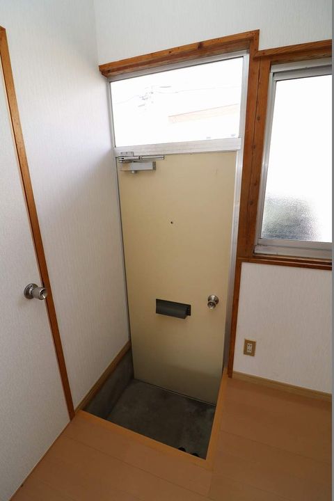 サンハイツの玄関