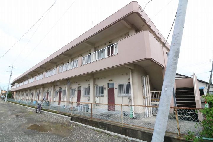 山崎マンションの外観
