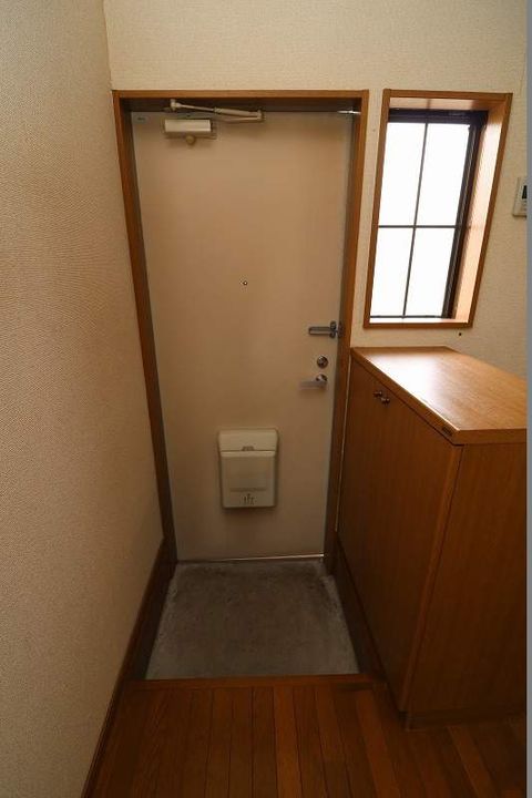 ライトステージの玄関