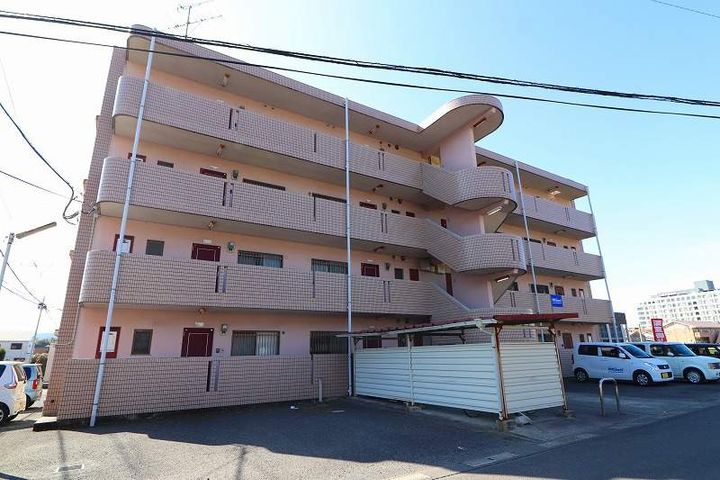 ライネクスト新川の外観