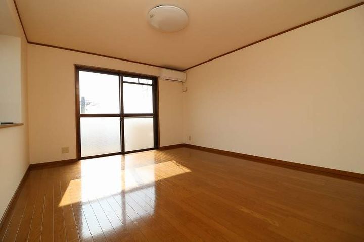 ウエストヒルズマンションの内装