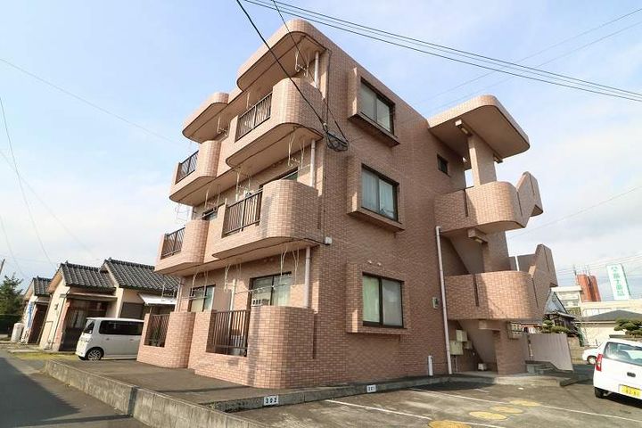 ウエストヒルズマンションの外観