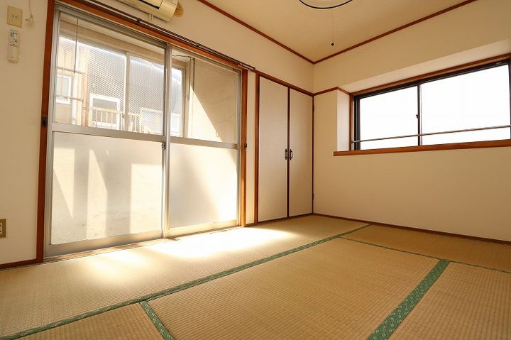 ブラウンハウスの内装