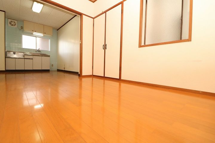 ブラウンハウスの居間